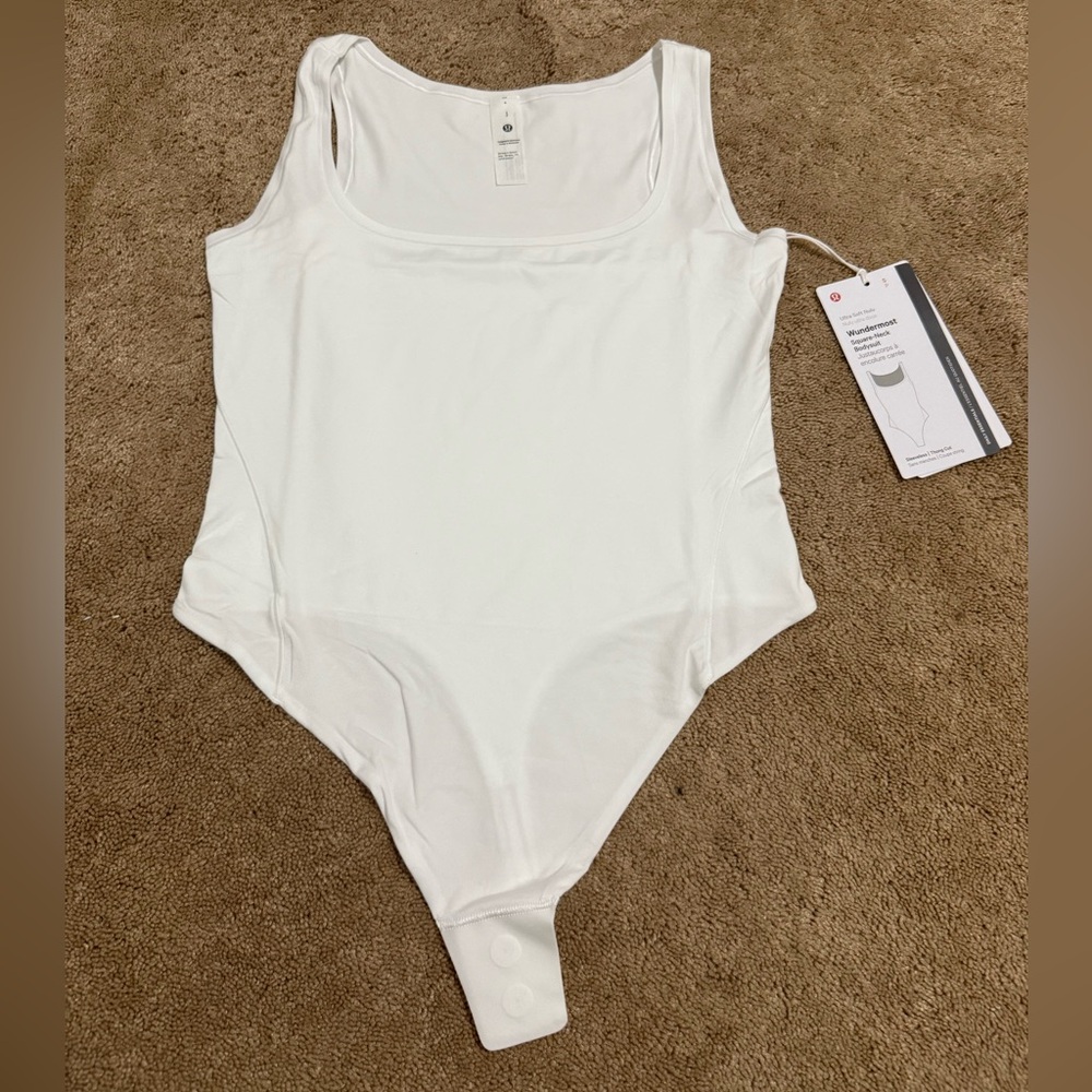 NWT Lululemon Bodysuit size small